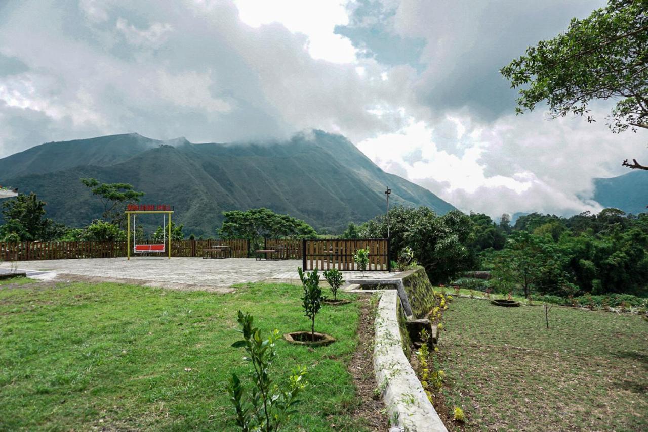 Rinjani Hill Hotel Sembalunlawang Zewnętrze zdjęcie