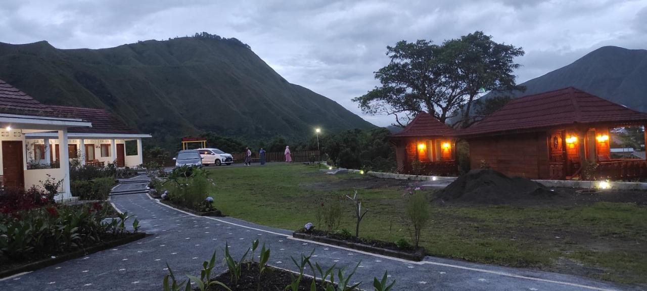 Rinjani Hill Hotel Sembalunlawang Zewnętrze zdjęcie