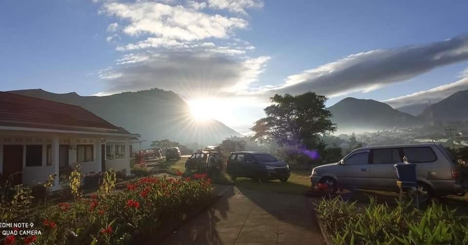 Rinjani Hill Hotel Sembalunlawang Zewnętrze zdjęcie
