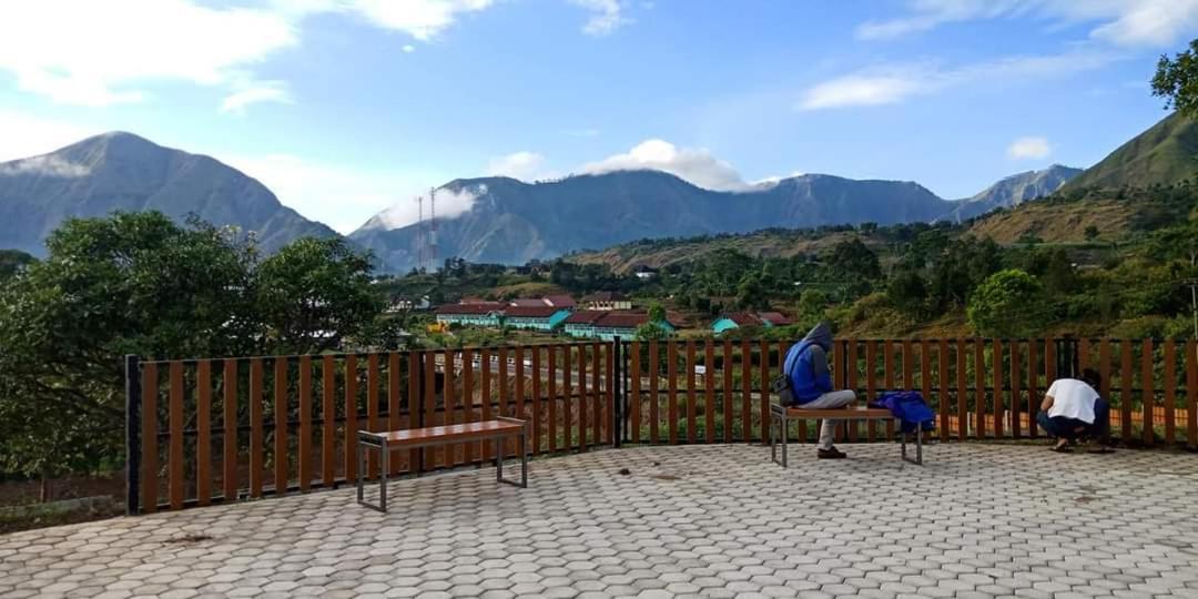 Rinjani Hill Hotel Sembalunlawang Zewnętrze zdjęcie