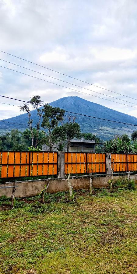 Rinjani Hill Hotel Sembalunlawang Zewnętrze zdjęcie